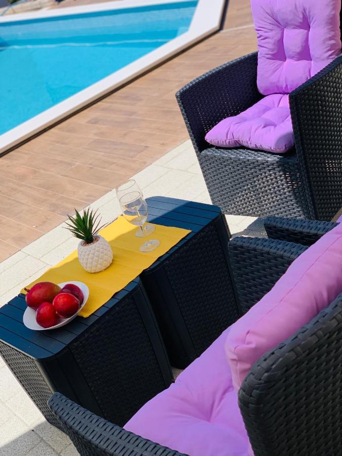 Oleander Apartment Malinska Ngoại thất bức ảnh