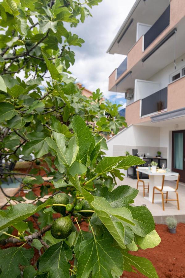 Oleander Apartment Malinska Ngoại thất bức ảnh