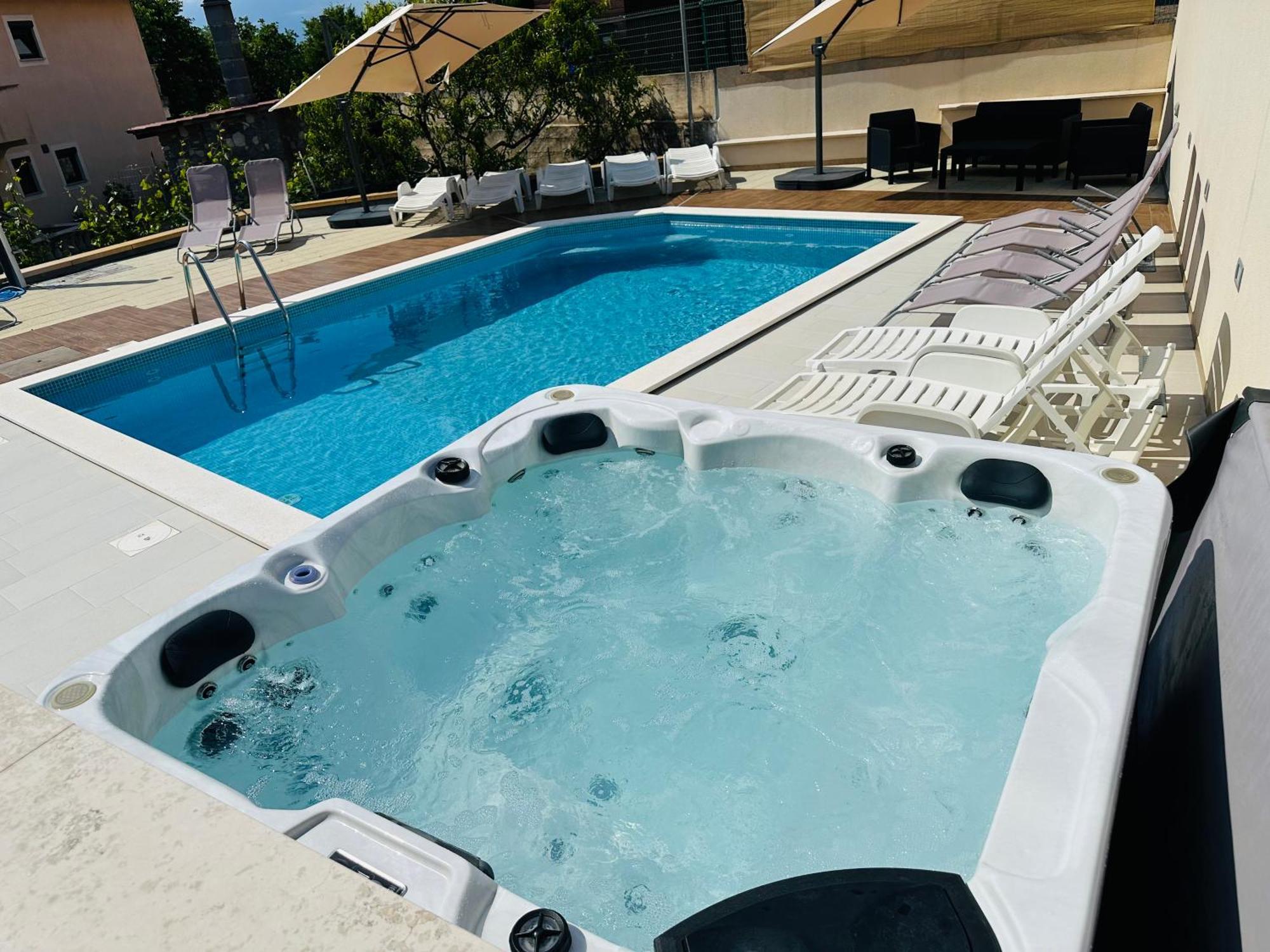 Oleander Apartment Malinska Ngoại thất bức ảnh